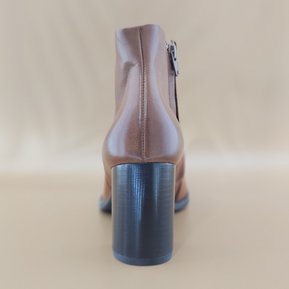 Paul Green Booties Size 9 Women's Cognac Brown Winn Leather Minimalist Modern - Picture 7 of 10